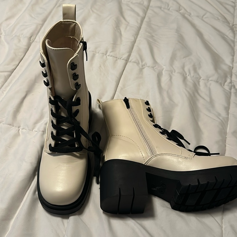 Nine West Combat Boots - size 7 - new without box